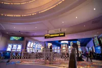 Gold Strike Casino Resort - bar