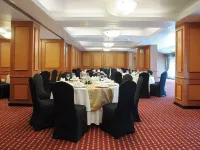 เอ็มโพรีโอรีฟอร์มา โรงแรมใกล้อนุสาวรีย์แห่งการปฏิวัติ เม็กซิโกซิตี้