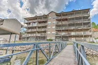 Lake View, Pool Access: Idyllic Camdenton Condo! - Apartments