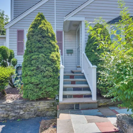 3 Mi to Dtwn & Beach! Bristol Home w/ Patio