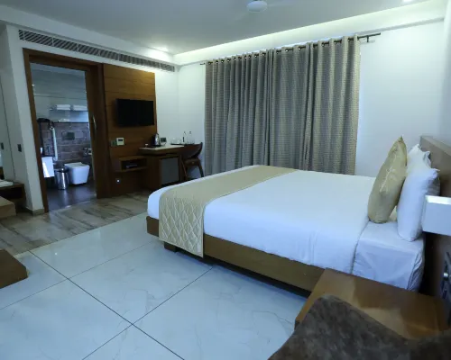Devalokam Edappal Hotels in Malappuram