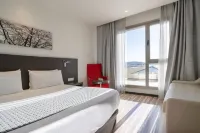 Eurostars Arenas de Pinto