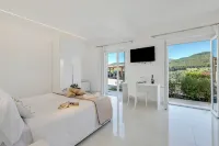 Villa Chimera White 16 with Pool & Gym -  Holiday Villas