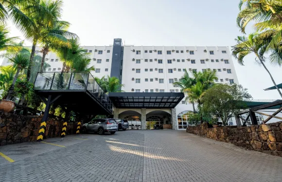 貝拉里奧皇宮酒店