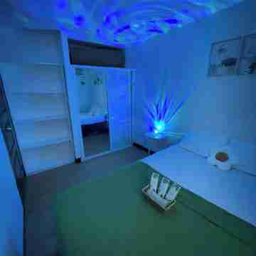 Paid Airprtpck-up Wrknrelax 2TV With Netflx Rooms