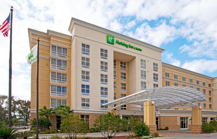 Holiday Inn & Suites ORANGE PARK - WELLS RD. by IHG