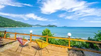 Geojae Green Hue Pension - Homestays