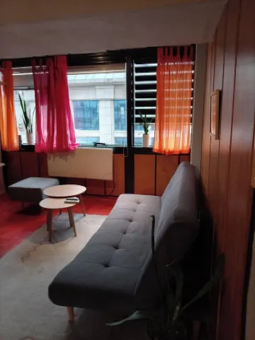 Cozy 1-bedroom apartment with WiFi, AC in beautiful Nis Отели рядом с достопримечательностью «Челе-Кула»