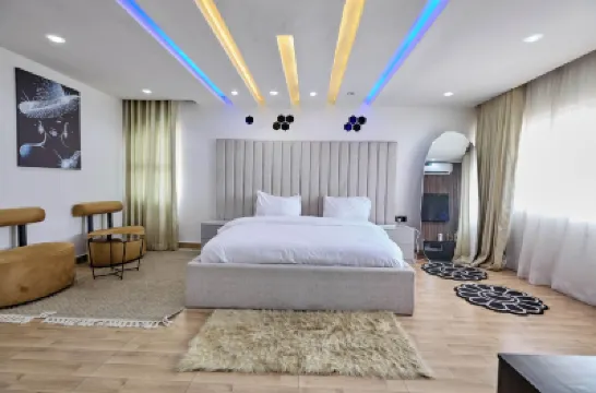 TOP LOFT 3 BED   PENTHOUSE APARTMENT Hotels in 