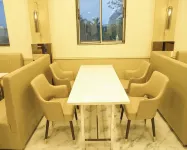 Hotel Devanshri Rooms & Restaurant