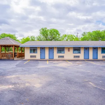 Purple Sage by OYO Snyder TX