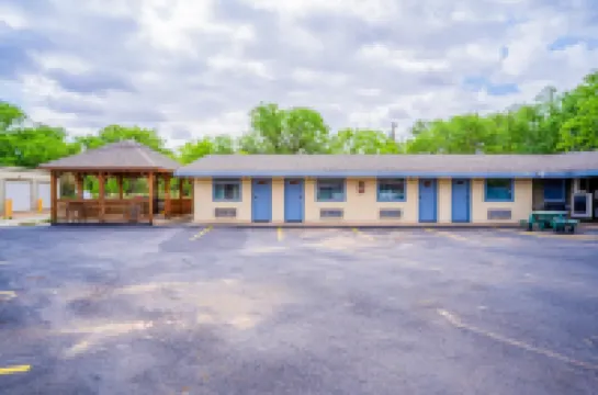 Purple Sage by OYO Snyder TX