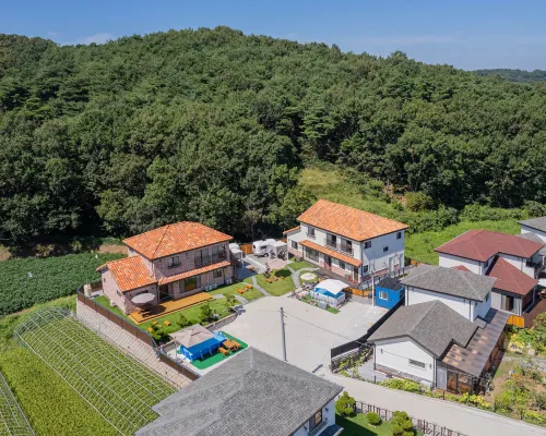 Gangwha Onswimpyo Pension 鄰近阳水场的酒店