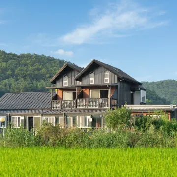 Ganghwado Violent Pension Hotels near Ganghwado