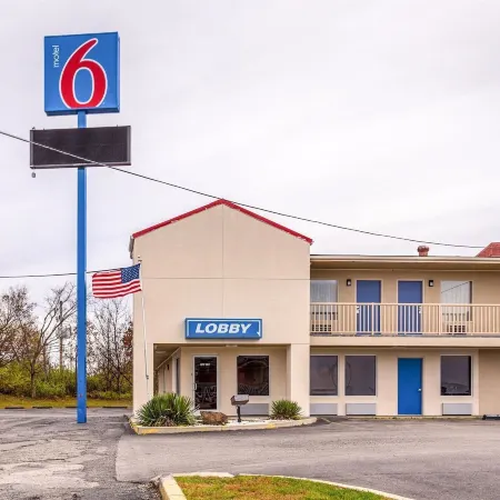 Motel 6 Mount Vernon, IL