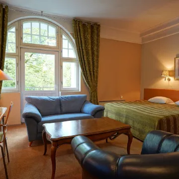 Barclay Hotel