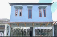 Khalisa Homestay Syariah Pontianak - Homestays