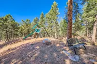 Superb Three Acre Mountain View Home for Reunions/Families