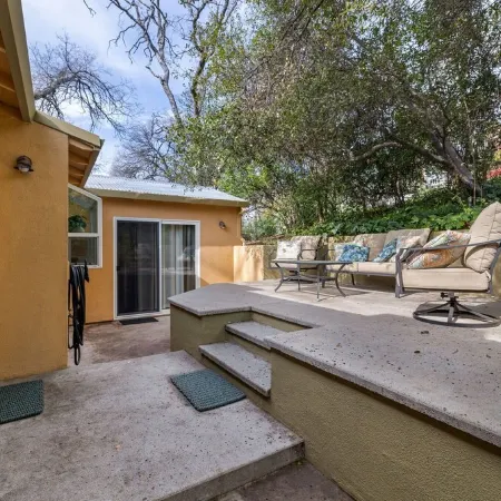 Charming 4-bedroom house with WiFi and AC in lovely Sonora Отели в г. Сонора