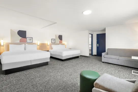 Spark by Hilton Muskogee