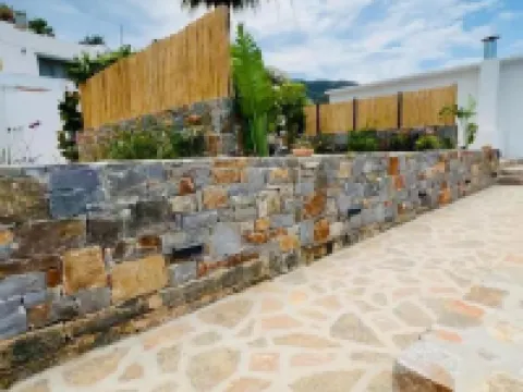 Gioma Garden Villas Hotels in Istro