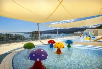 Valamar Bellevue Resort - Beach