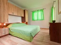 Apartments Branka Hotels in Podgora