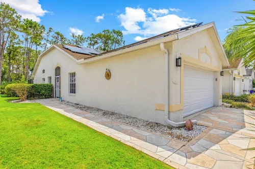 3br Villa, Private Heated Pool, Garage, EV-Charger - Villas