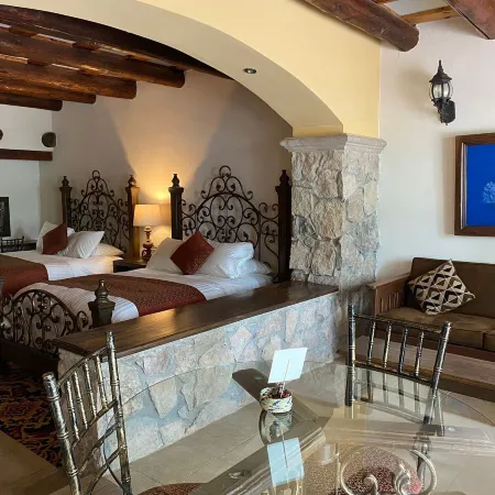 Hotel Quinta Mision