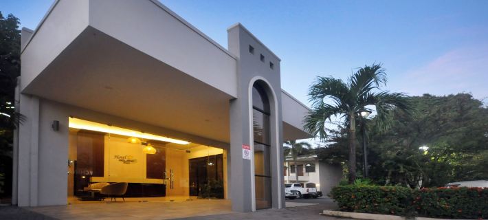 Hotel Colono Beach Hotels in Coco