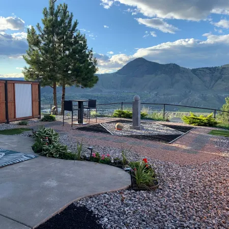Exclusive Modern Suite view