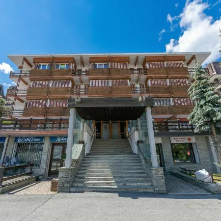 La Tana Dell'Ermellino 3 Ski in Ski Out - Happy Rentals