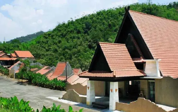 Driam Riverside Resort