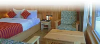 River Front Resort Hotel di 