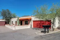 Bright Tucson Home w/ Patio by Rillito River Path! - Country Houses