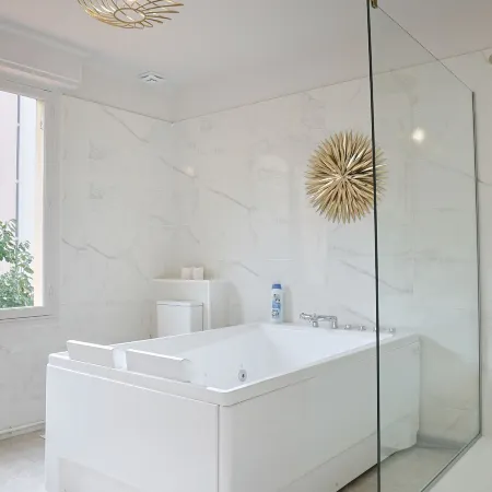 Erawan Boutique Hotel