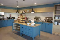 Country Inn & Suites by Radisson, Lawrence, KS - breakfast