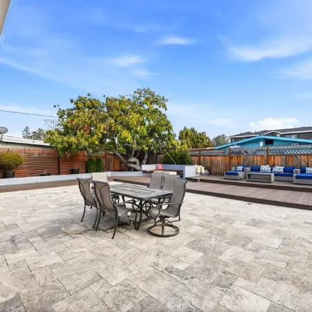 Dreamy Luxe Pool Retreat - 3BR in Urban Campbell