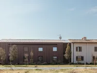 Villa Madrè San Rossore Apartments - Self check-in Hotels near Camposanto Pisa