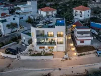 Beachfront Luxury Villa Hotels in Vinisce