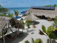 Santa Lova Eco-Hostel Isla Tintipan - Пляж