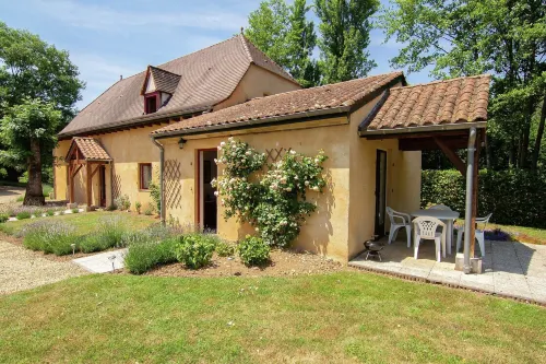 Cottage in Vézac Near Forest and Lake