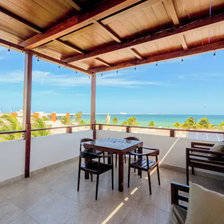 Progreso Beach Hotel