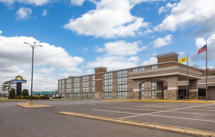 Days Hotel by Wyndham Toms River Jersey Shore
