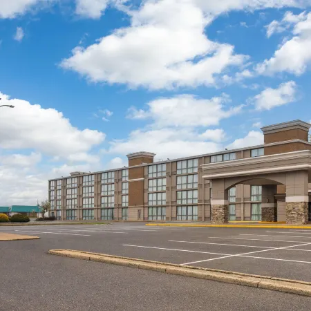 Days Hotel by Wyndham Toms River Jersey Shore