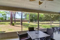 Navarre Home w/ Game Area + Mini Golf Course! - parking