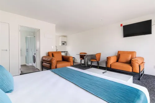 Te Awa Suites