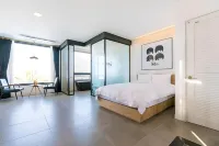 Lunamar Pension