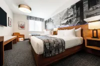 Acclaim Hotel by Clique - balcony