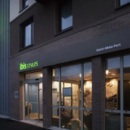 Ibis Styles Saint-Malo Port Отели рядом с достопримечательностью «Интра-Мурос»